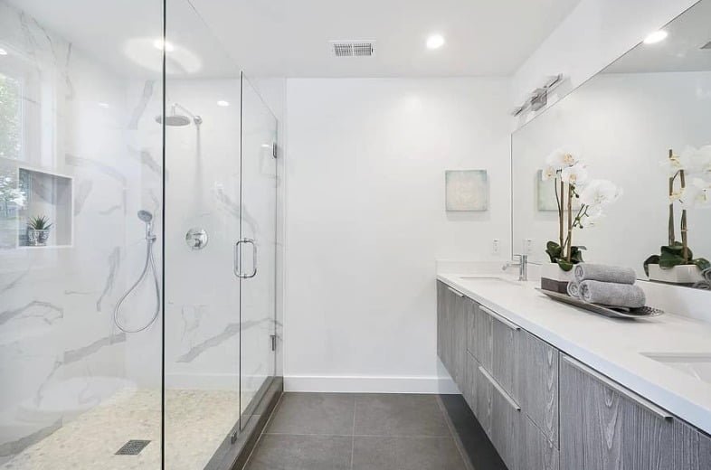 Shower Screens Gold Coast - Frameless | Sliding | Frosted | Custom